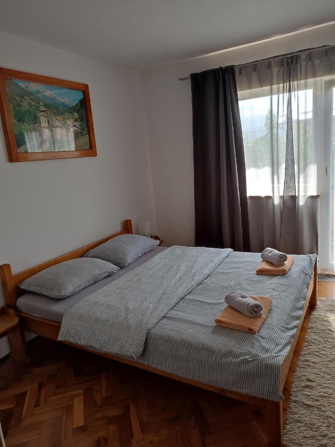 Guest House Josipovic Korenica Exterior foto