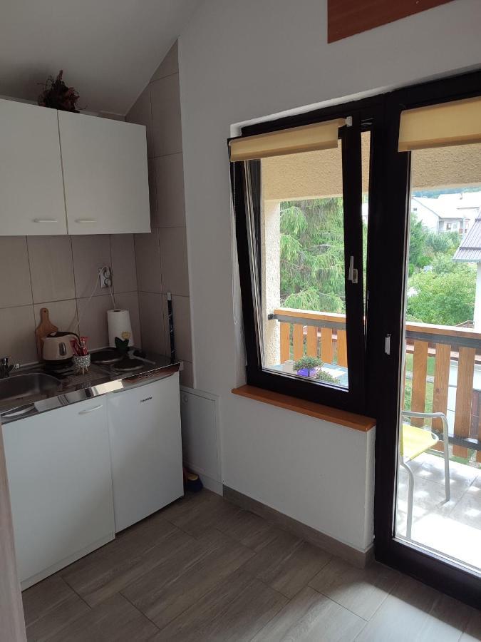 Guest House Josipovic Korenica Exterior foto